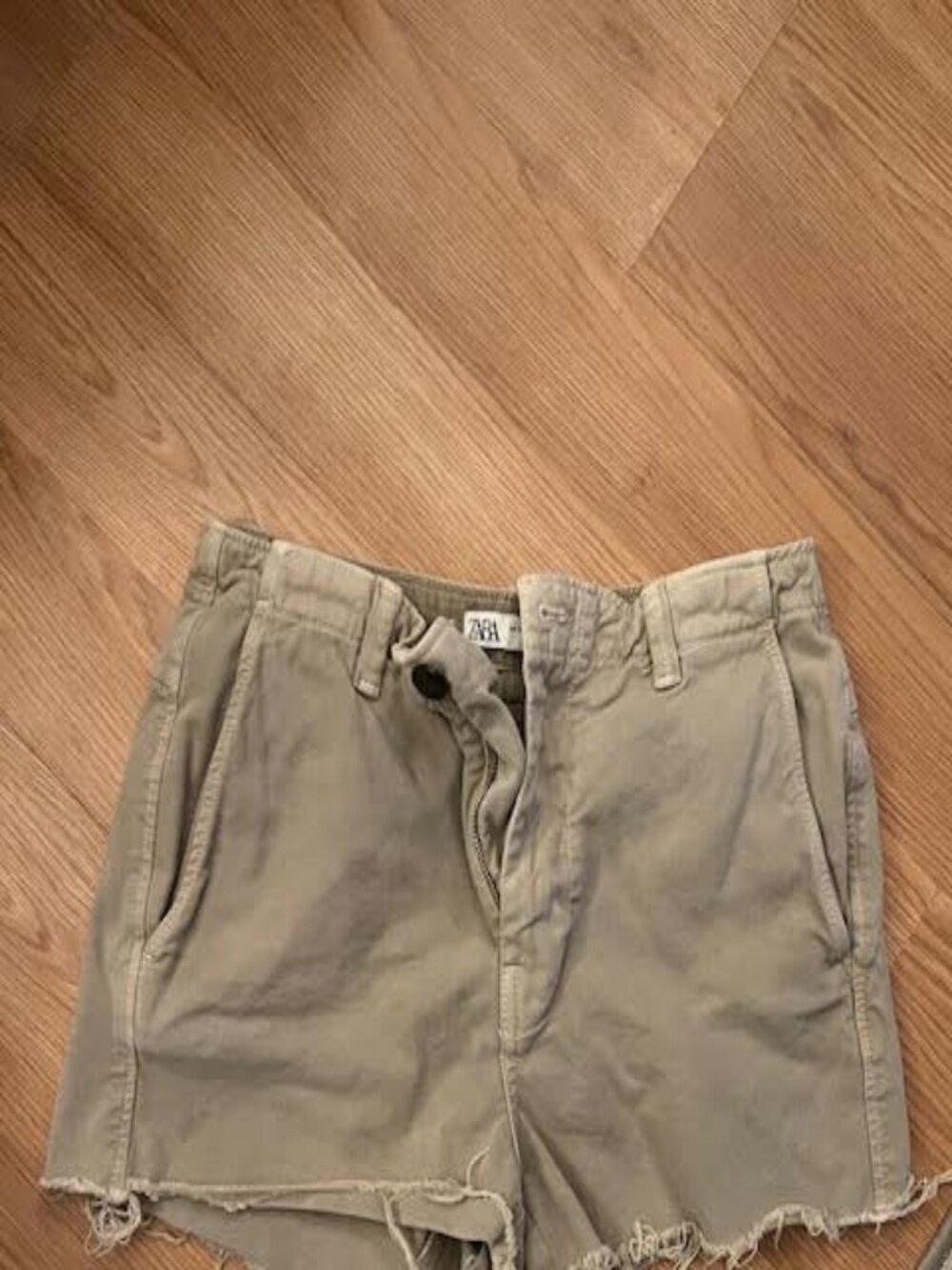 Zara Cargo Shorts Small